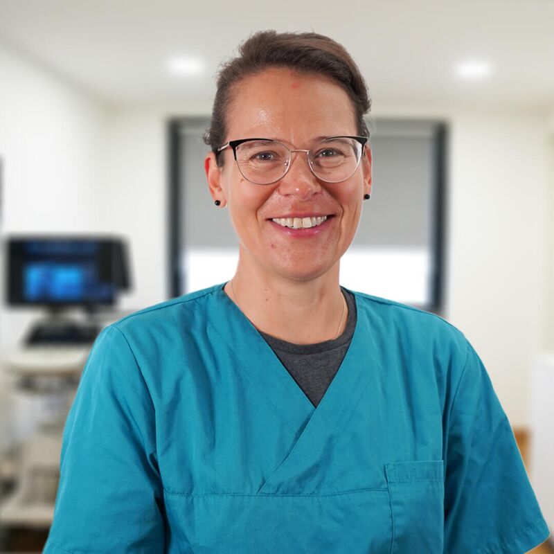 Dr. Esther Lautscham